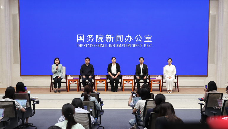 洪承汉退队