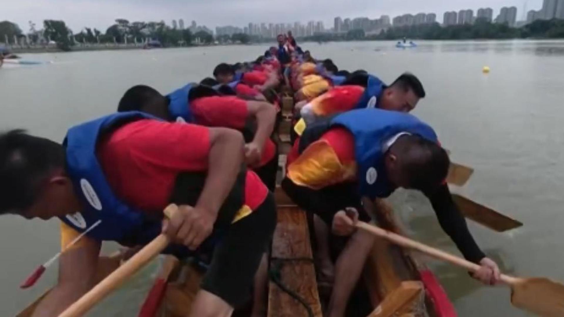 中国人民的好朋友为了友谊跨越山海