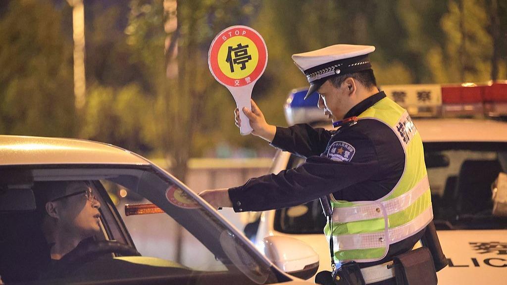 首次将封锁台湾摆在台面